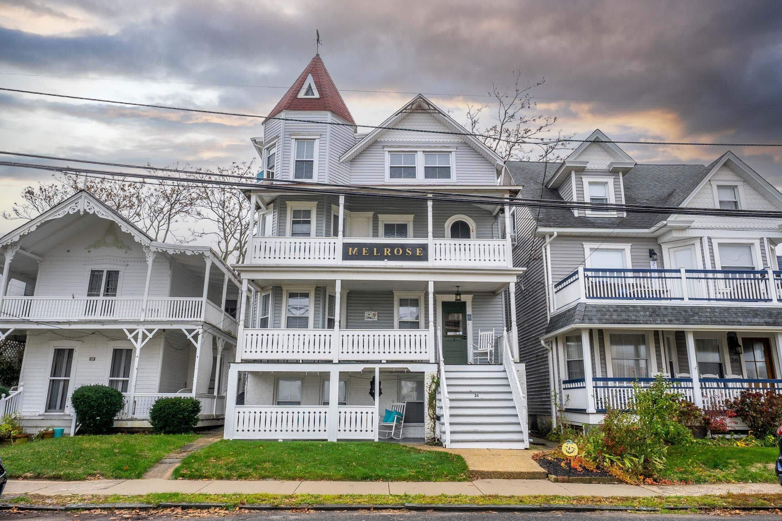 The Melrose- Entire House