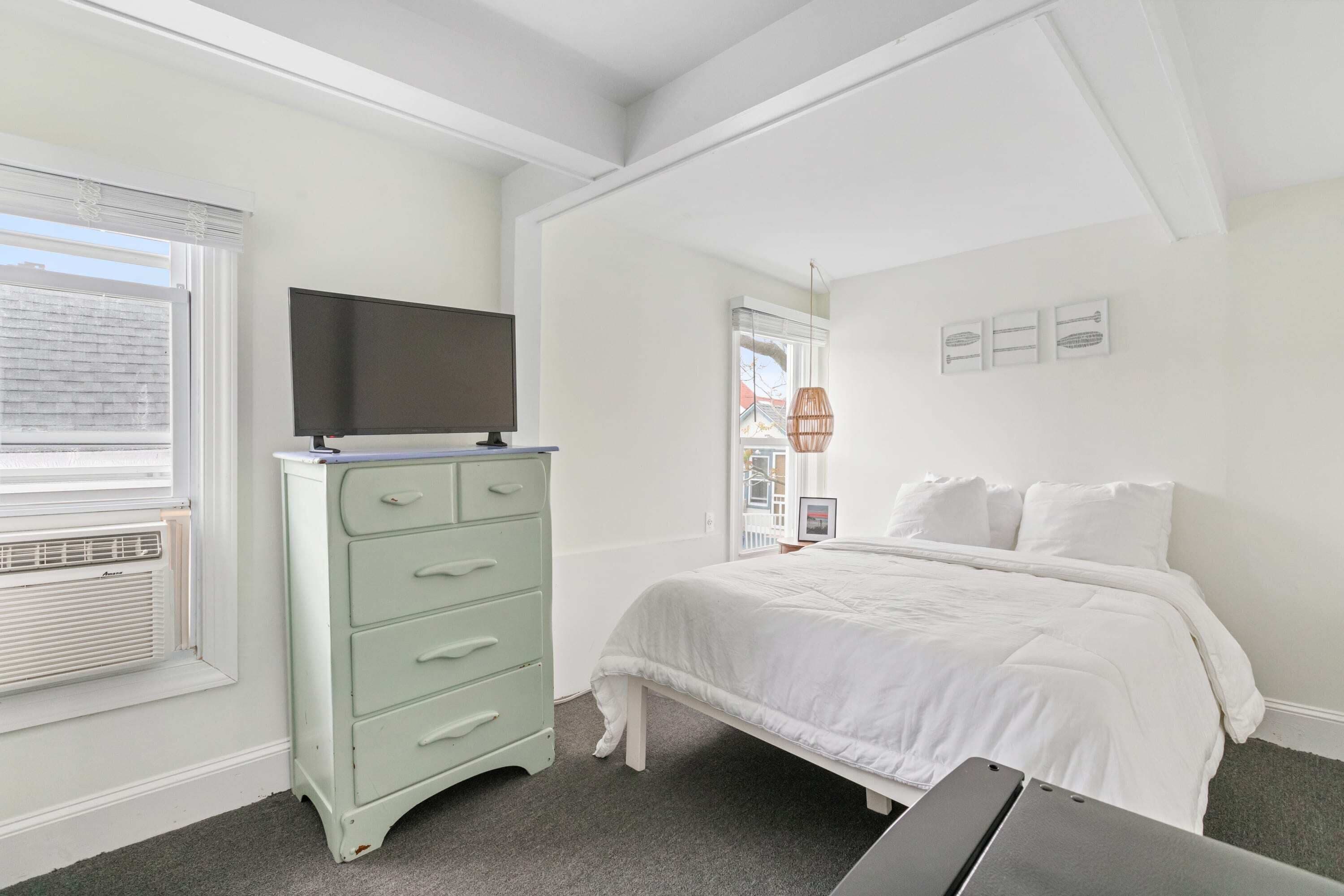 The Melrose, 2B - Double Bed & Bath: Romantic Geta