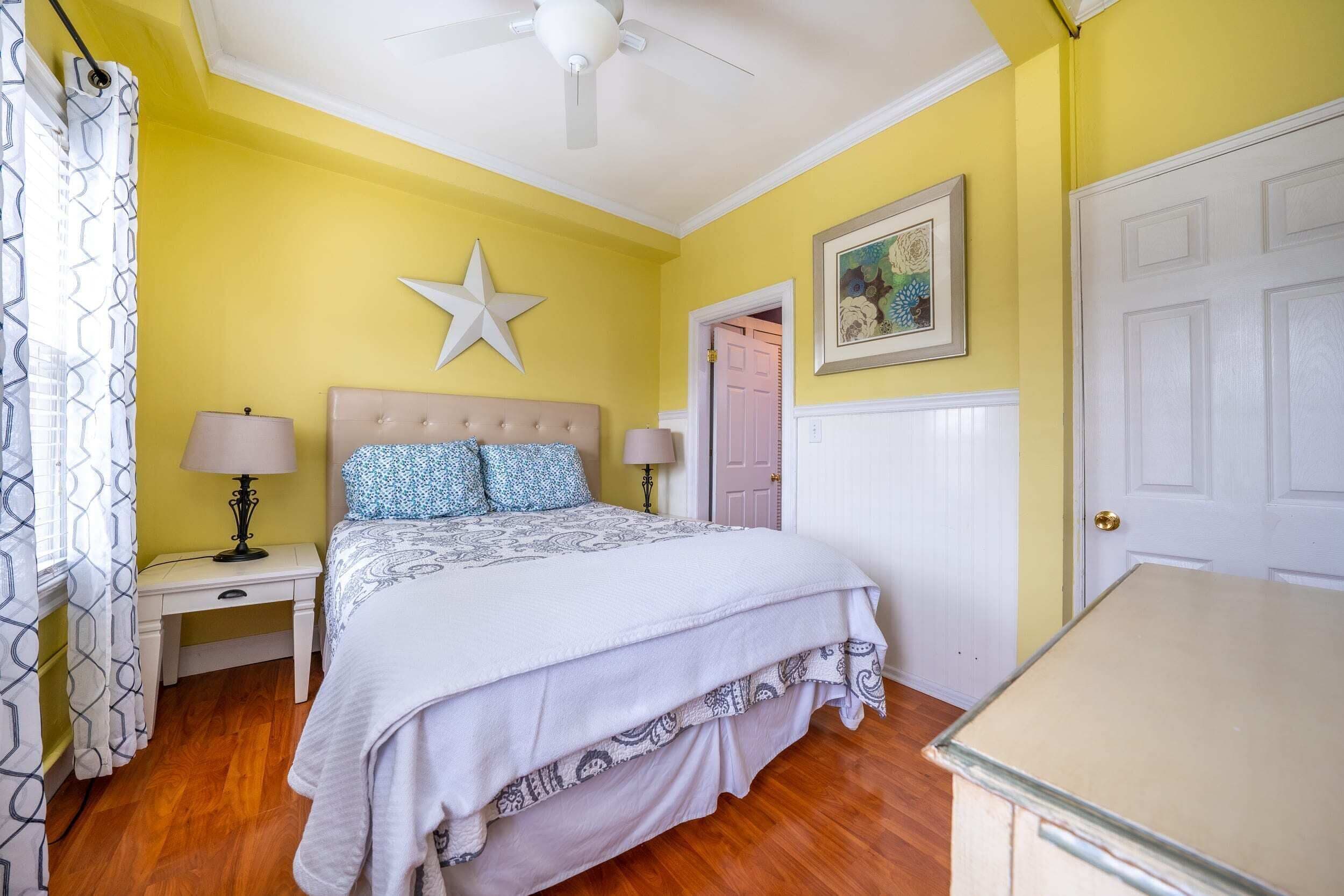 Beach Apt #11 - Bedroom, Living Rm, Kitchen & Bath