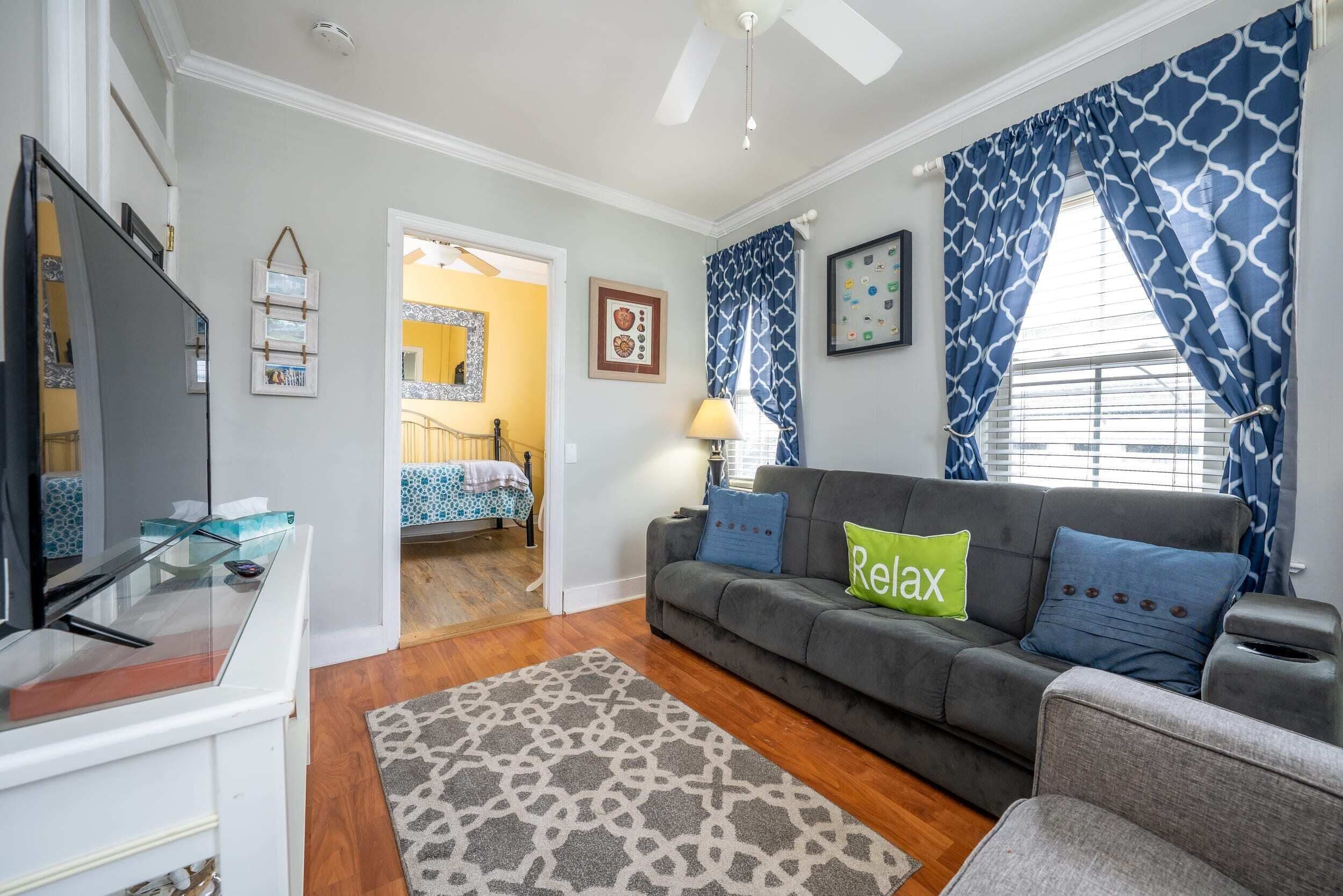 The Allenhurst, Beach Apartment 15 -  Midsize 1.5